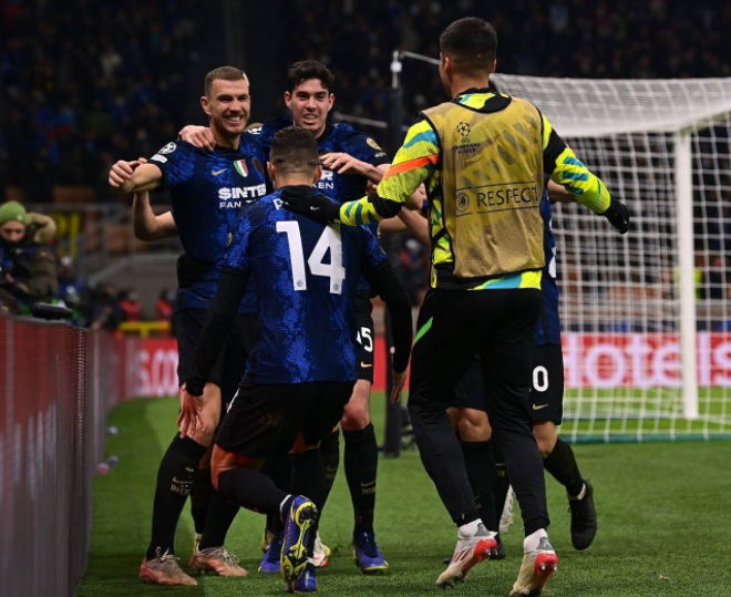  纽卡斯尔爆冷击败卫冕冠军  